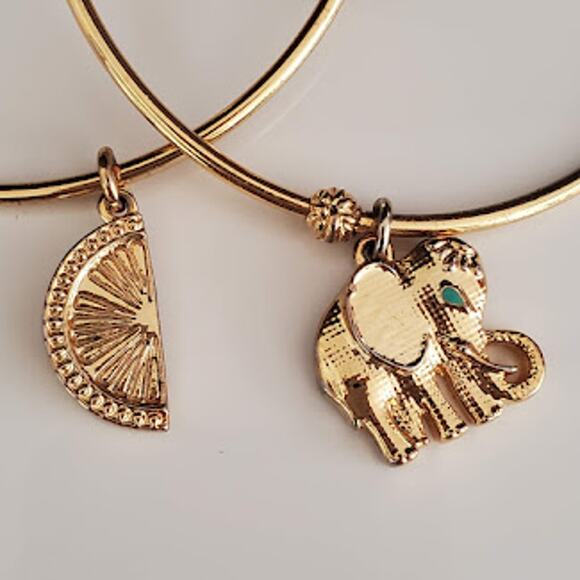 Two Lilly Pulitzer Bangles Gold Tone Orange Slice and Elephant Charms Signed - Picture 5 of 9